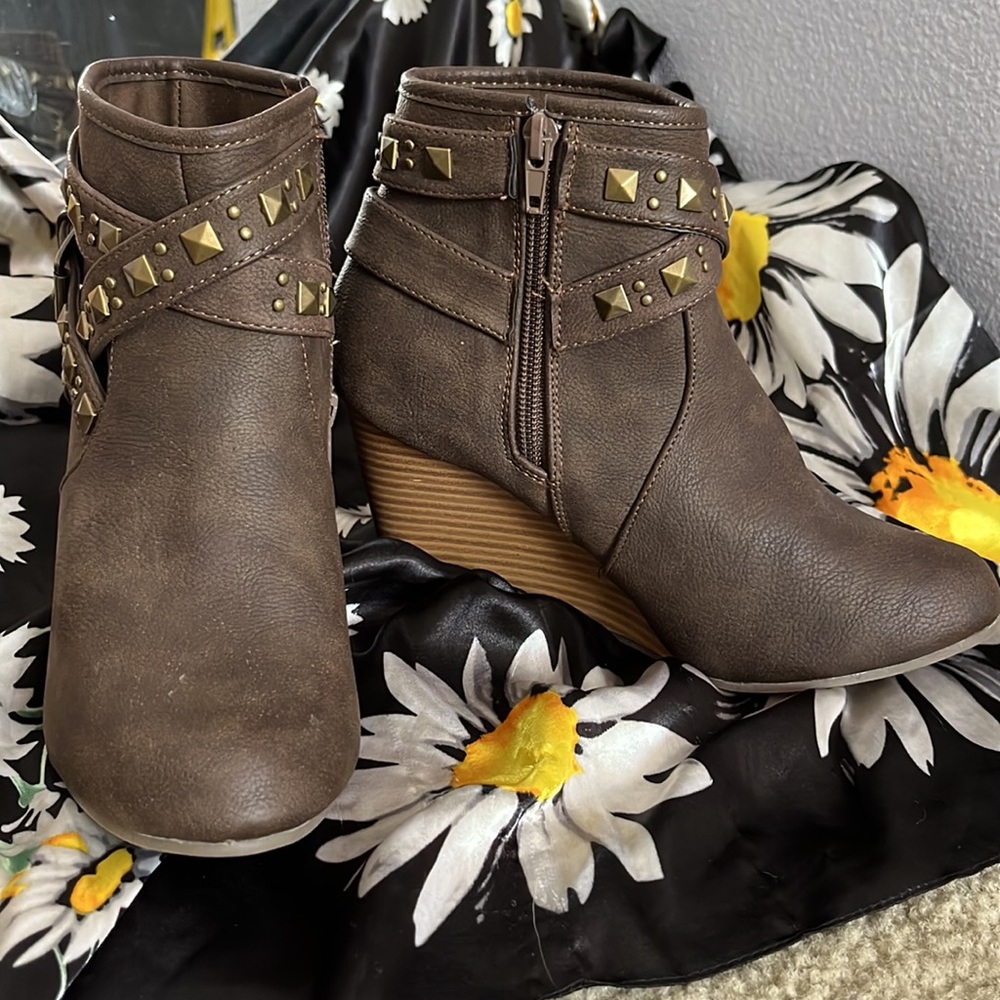 Curfew Booties